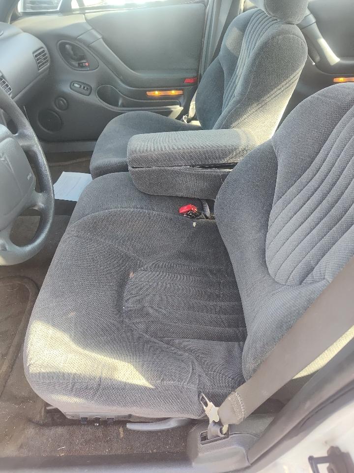 Pontiac Bonneville 4dr Sdn SE 1999
