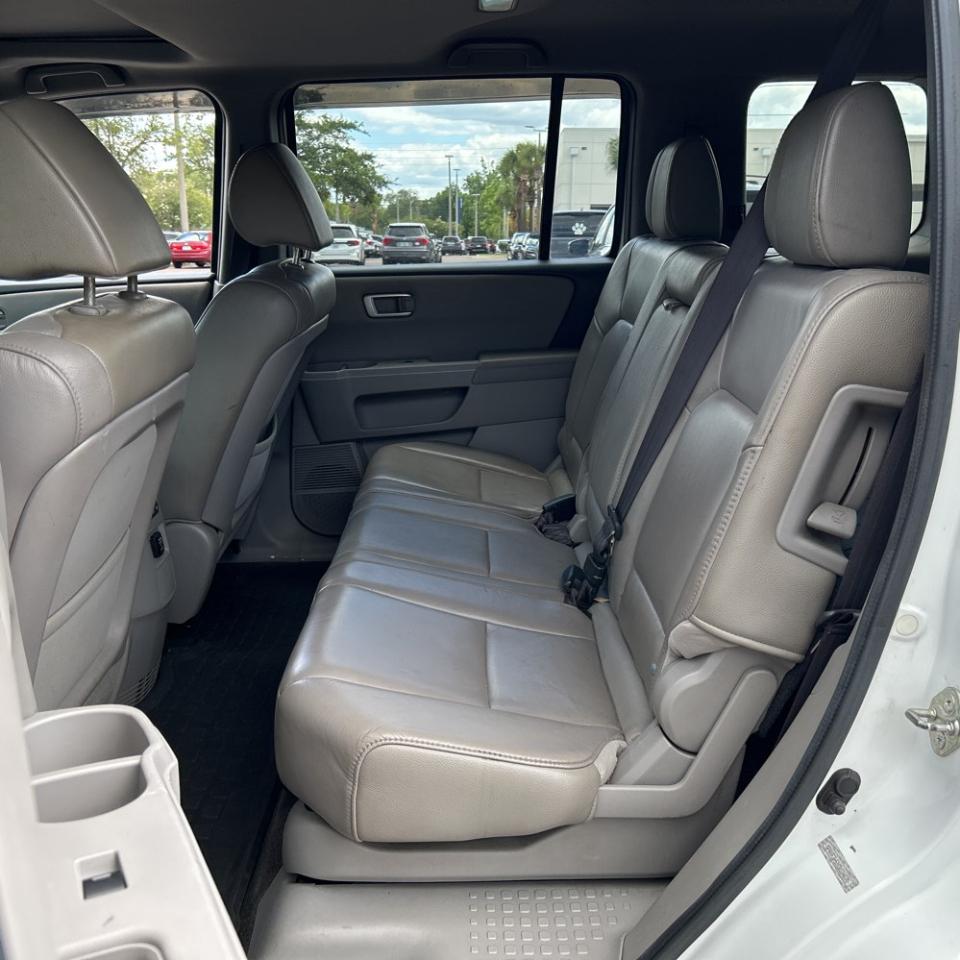 Honda Pilot 2WD 4dr EX-L 2012