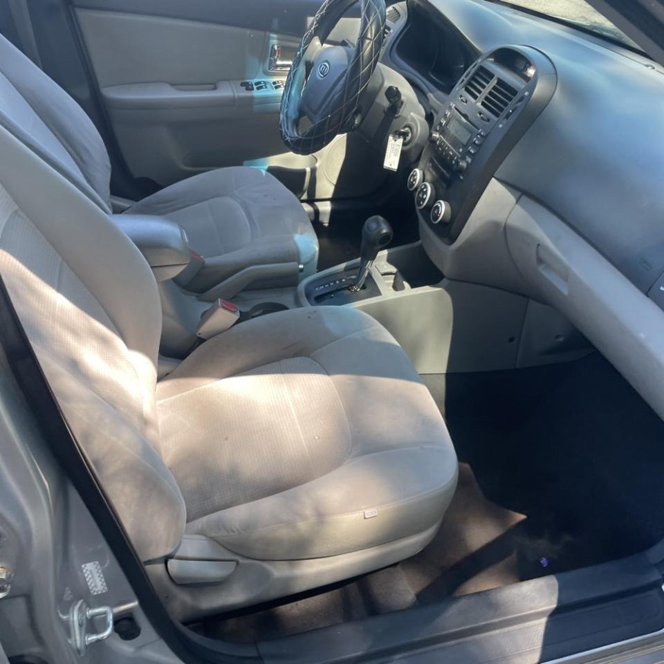 Kia Spectra 4dr Sdn Auto EX 2009