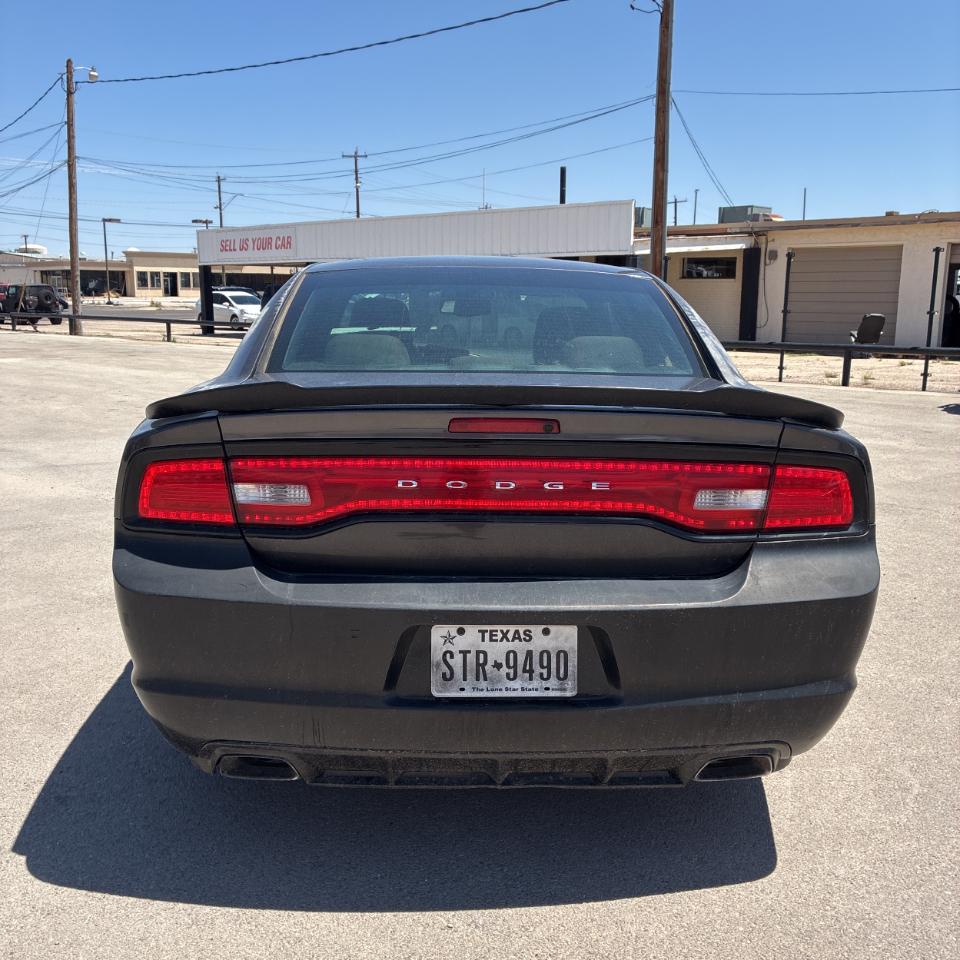 Dodge Charger 4dr Sdn SE RWD 2014