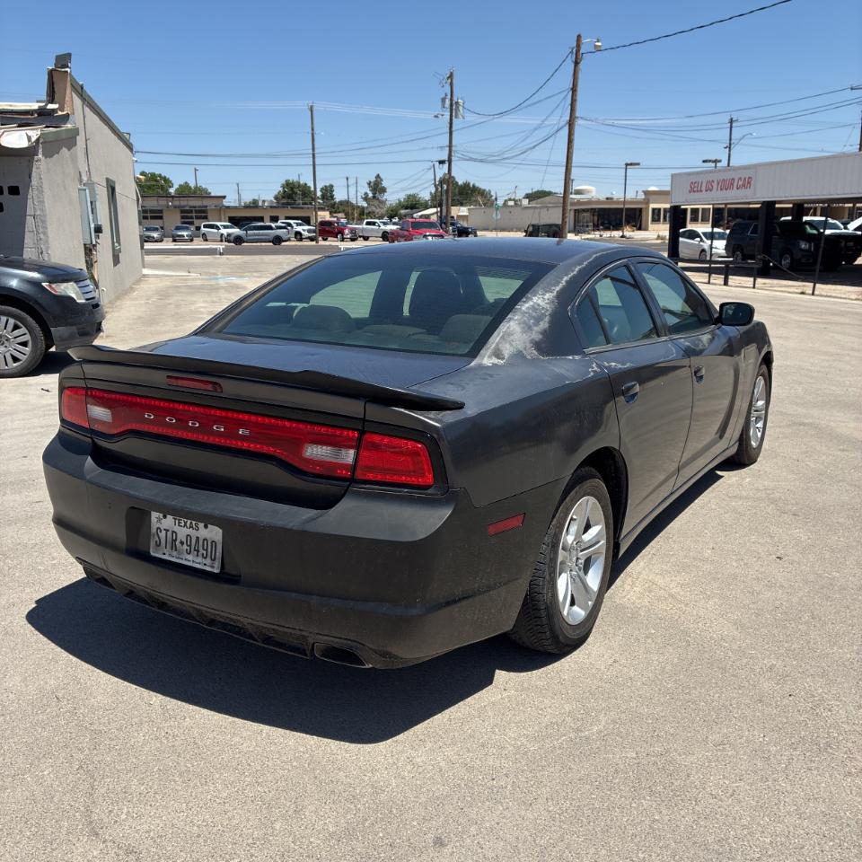 Dodge Charger 4dr Sdn SE RWD 2014