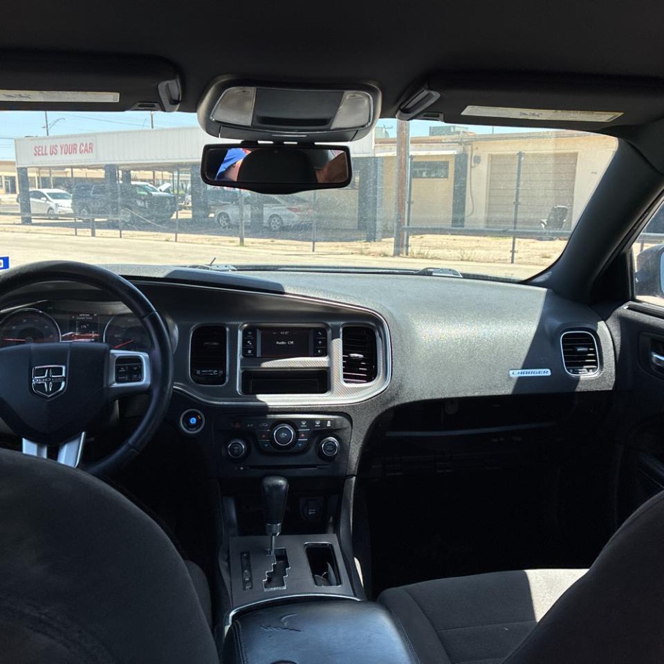 Dodge Charger 4dr Sdn SE RWD 2014