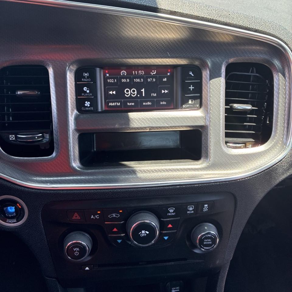 Dodge Charger 4dr Sdn SE RWD 2014