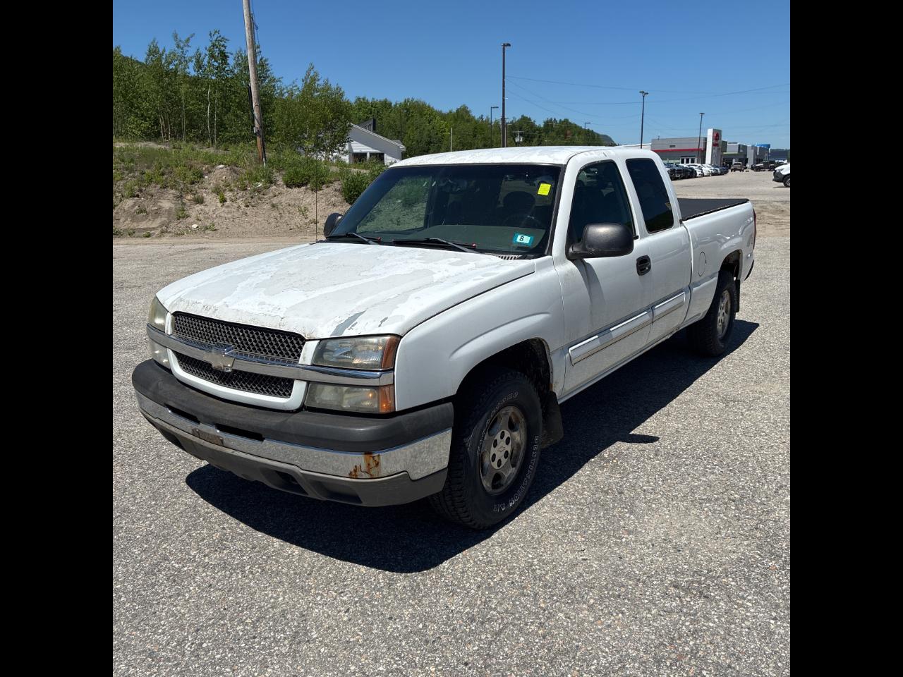 Chevrolet Silverado 1500 Ext Cab 143.5" WB 4WD LS 2003