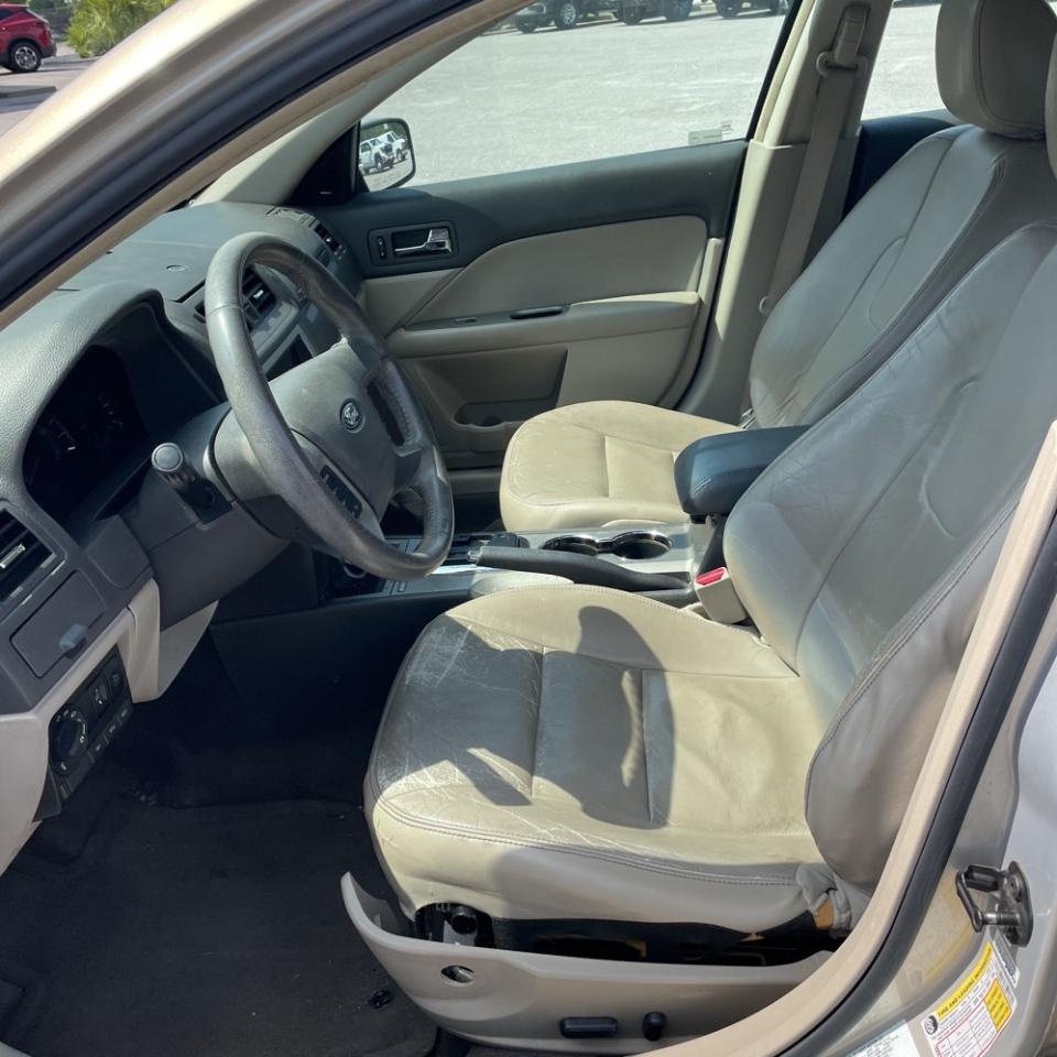 Ford Fusion 4dr Sdn SEL FWD 2010