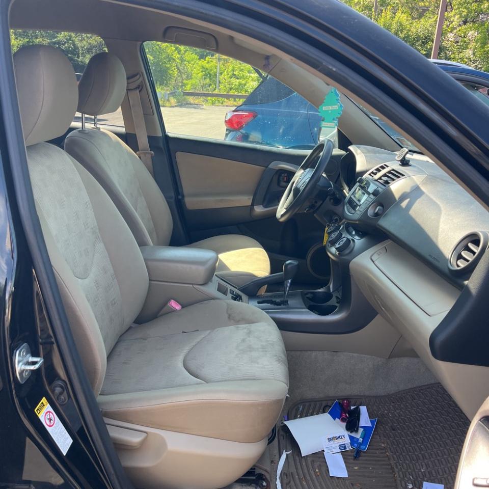 Toyota RAV4 4WD 4dr 4-cyl 4-Spd AT (Natl) 2009