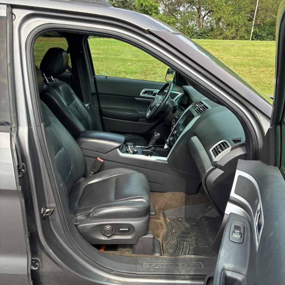 Ford Explorer 4WD 4dr XLT 2013