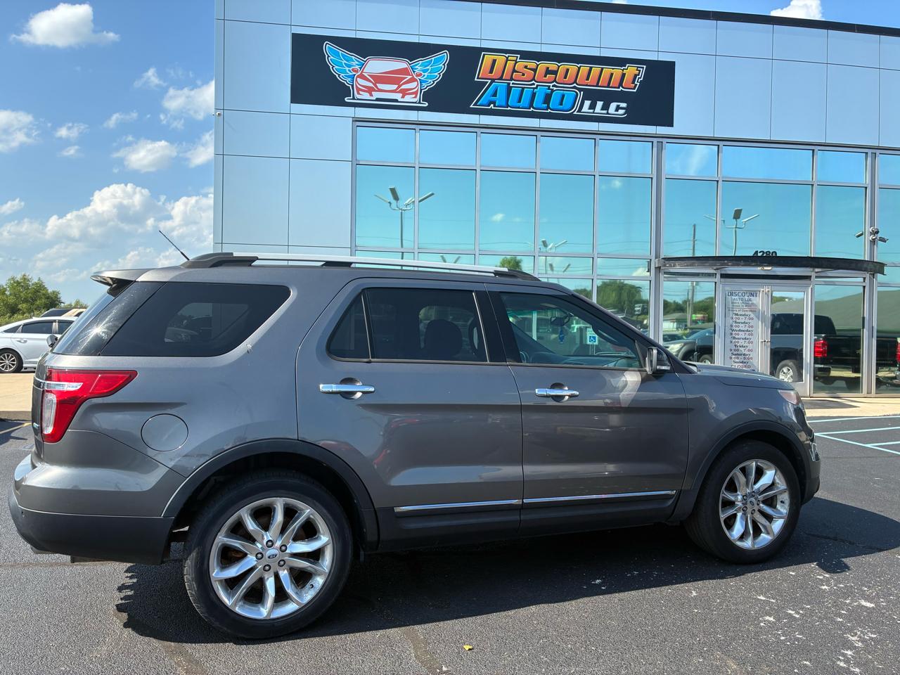 Ford Explorer 4WD 4dr XLT 2013