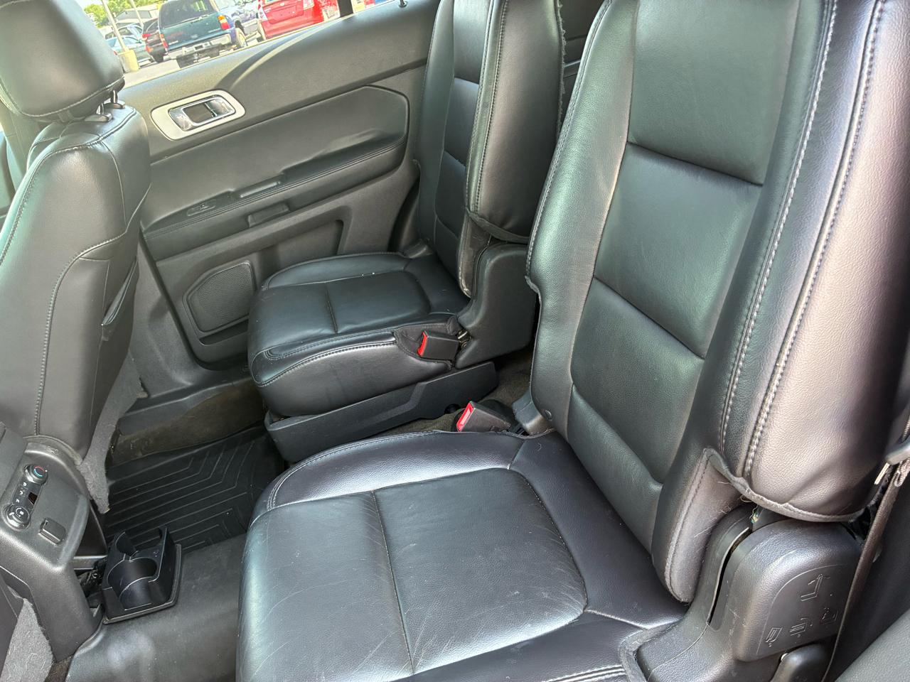 Ford Explorer 4WD 4dr XLT 2013