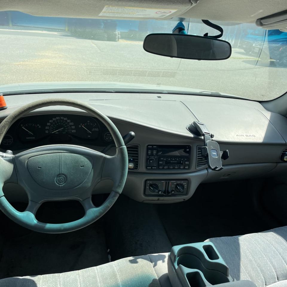 Buick Century 4dr Sdn Custom 2003