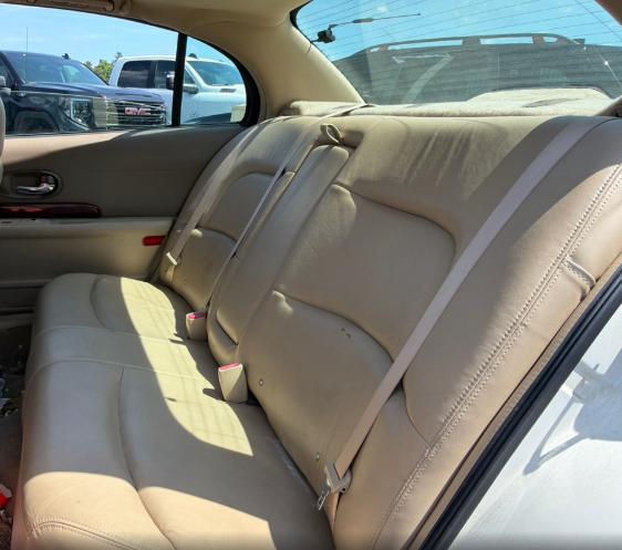 Buick LeSabre 4dr Sdn Limited 2004