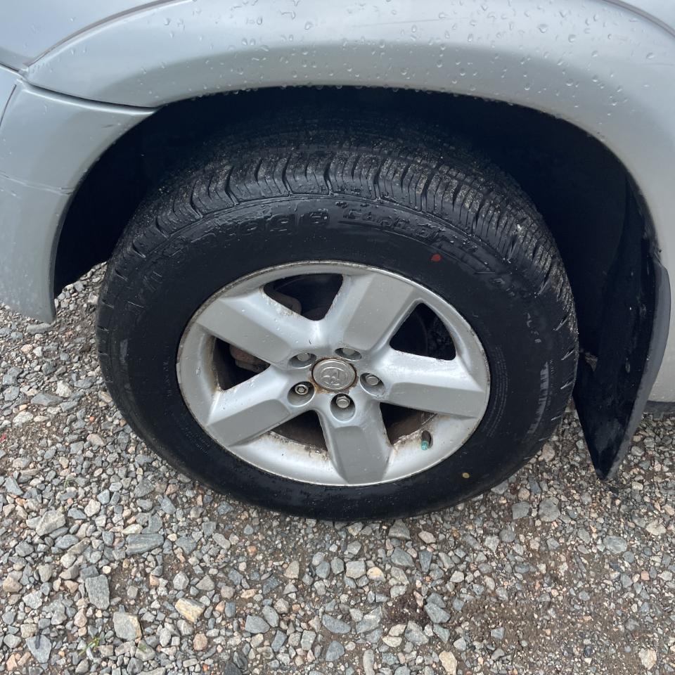 Toyota RAV4 4WD 4dr 4-cyl (Natl) 2004