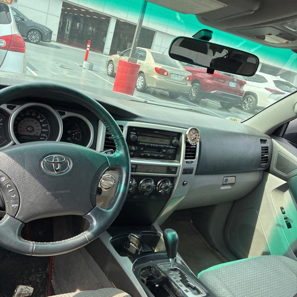 Toyota 4Runner 4dr SR5 V6 Auto 4WD (Natl) 2005