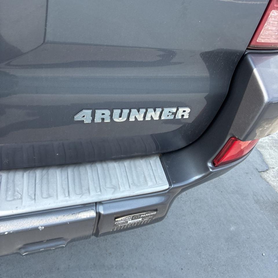 Toyota 4Runner 4dr SR5 V6 Auto 4WD (Natl) 2005