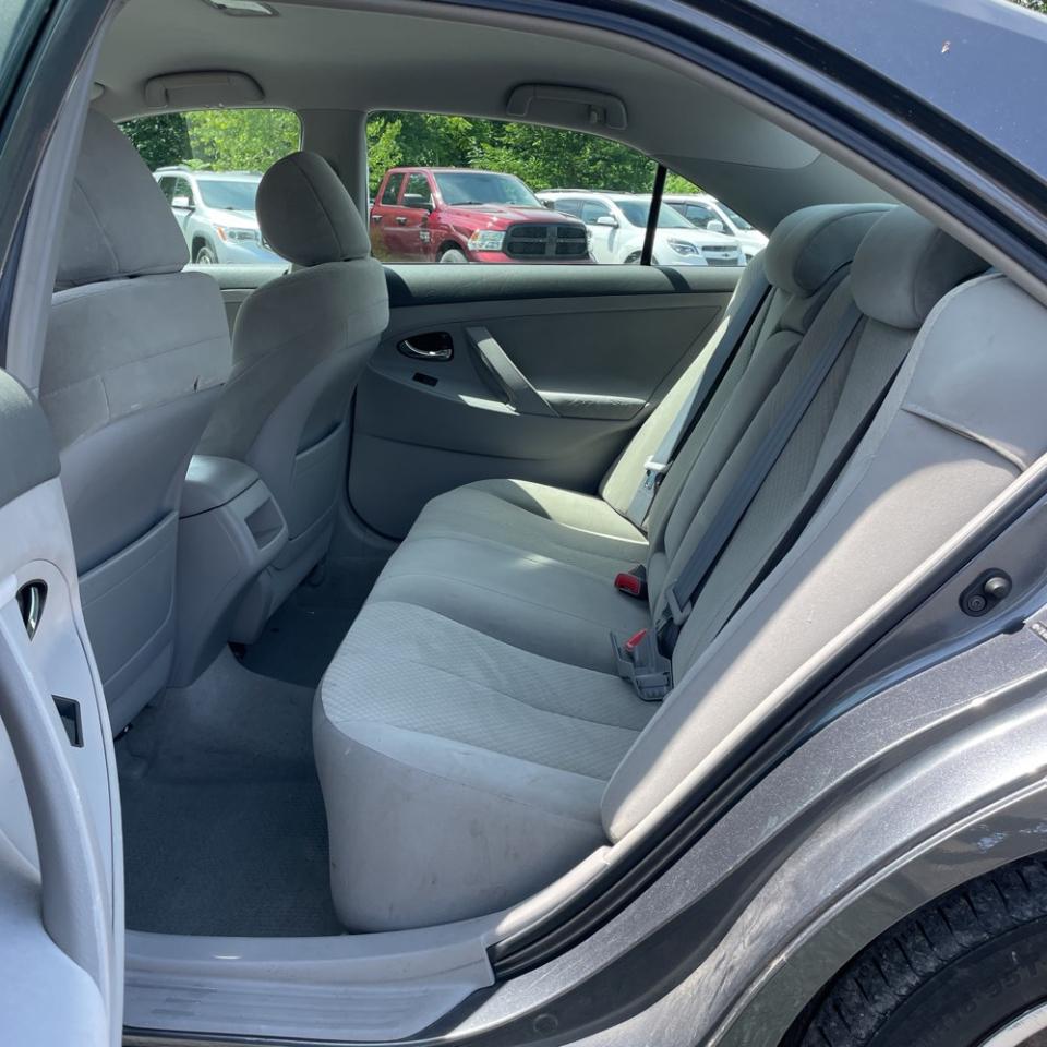 Toyota Camry 4dr Sdn LE Auto 2007