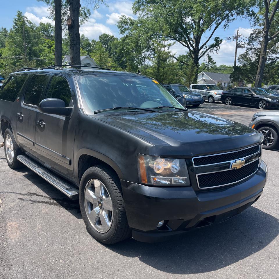 Chevrolet Suburban 4WD 4dr 1500 LTZ 2007