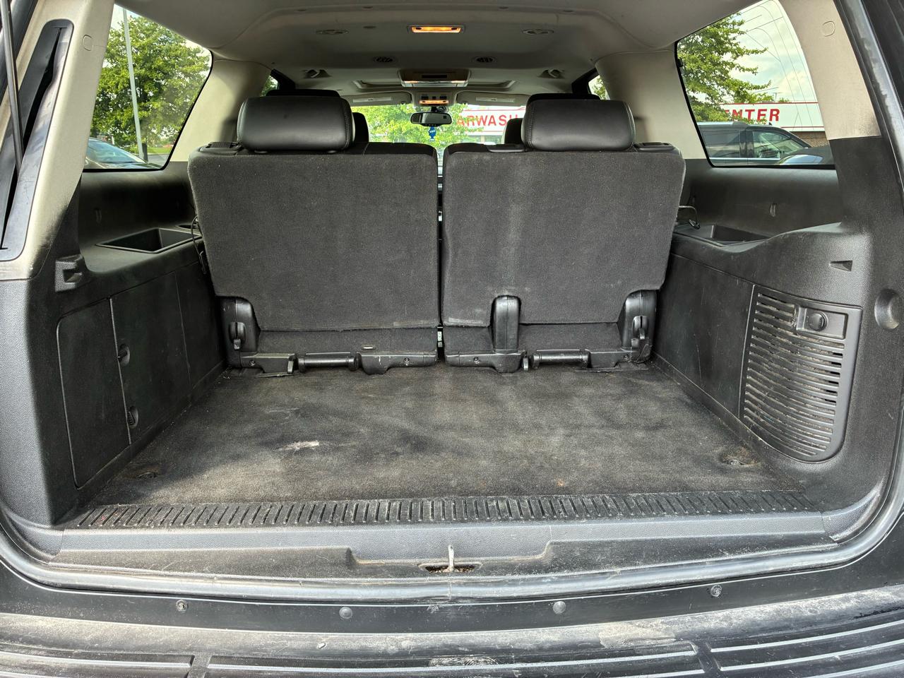 Chevrolet Suburban 4WD 4dr 1500 LTZ 2007
