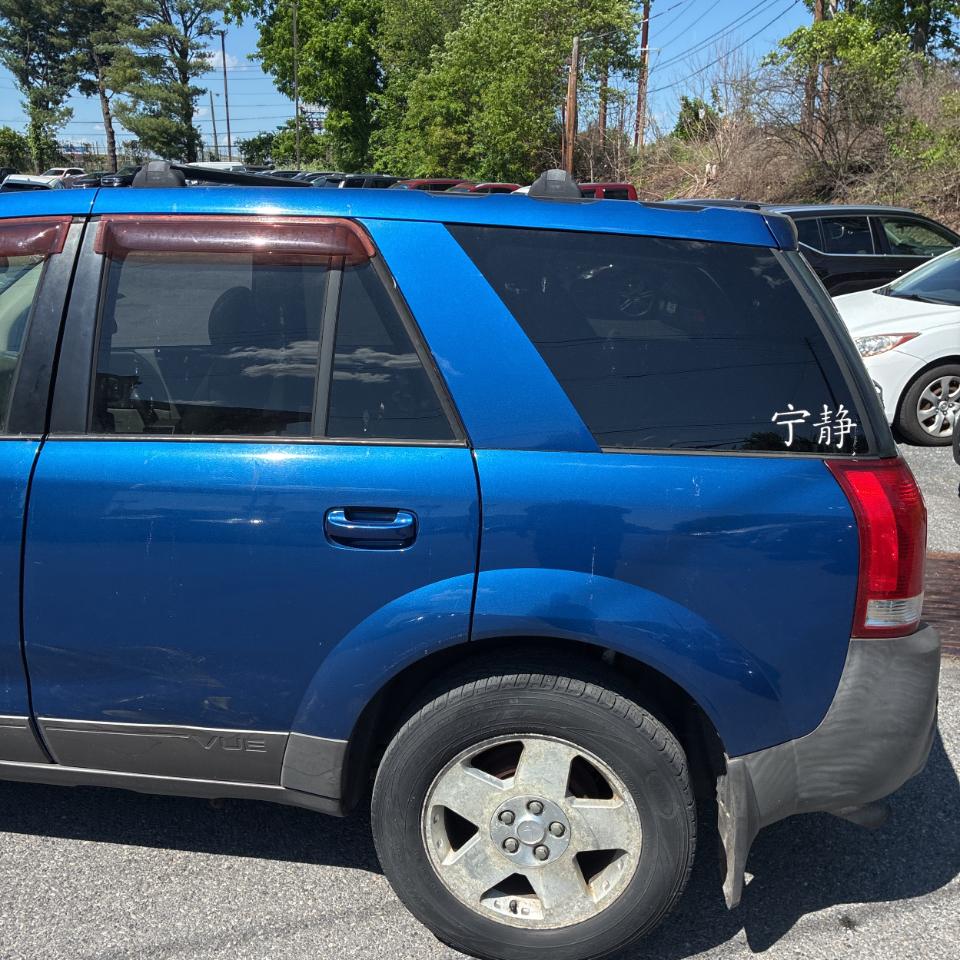 Saturn VUE 4dr AWD Auto V6 2005