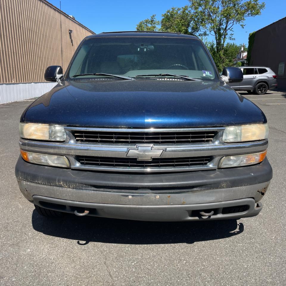 Chevrolet Suburban 4dr 1500 4WD LT 2002