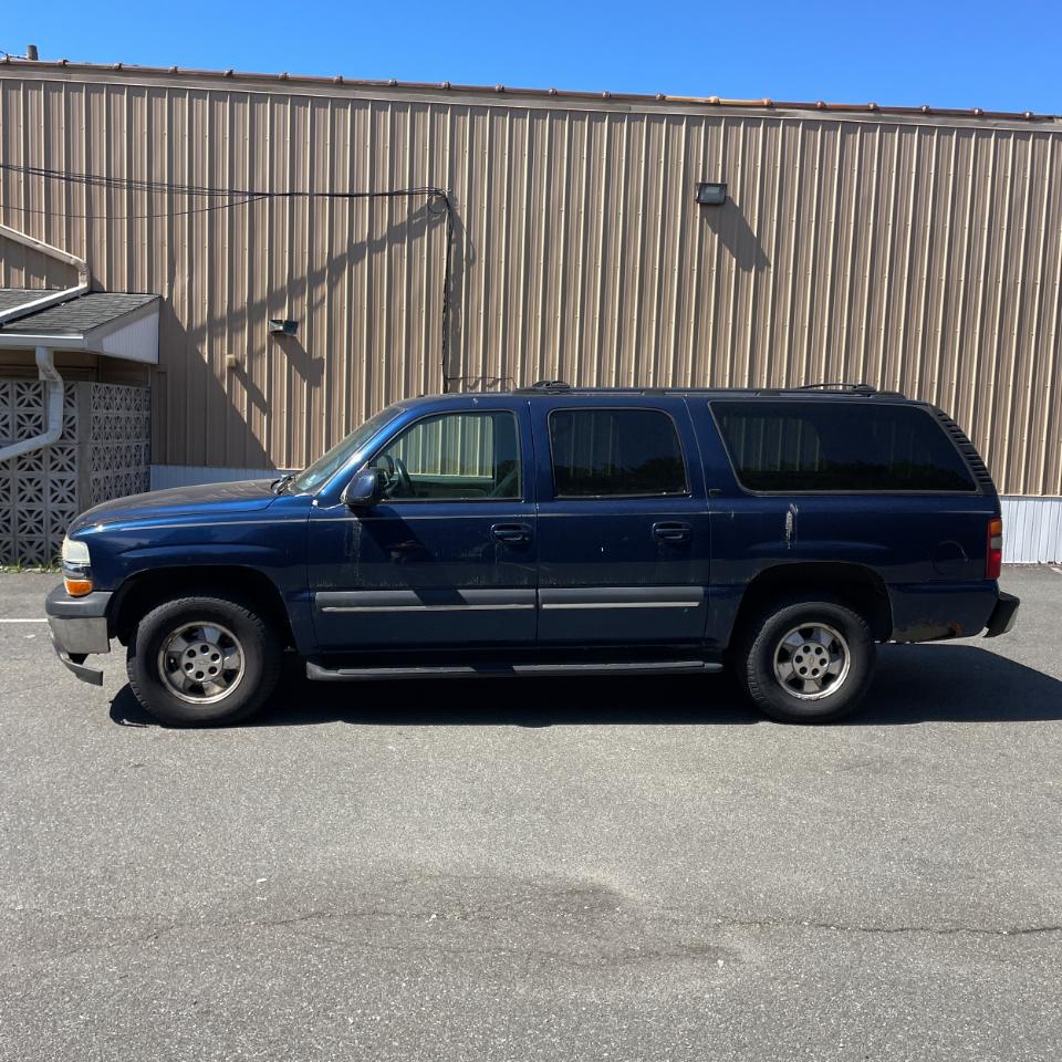 Chevrolet Suburban 4dr 1500 4WD LT 2002