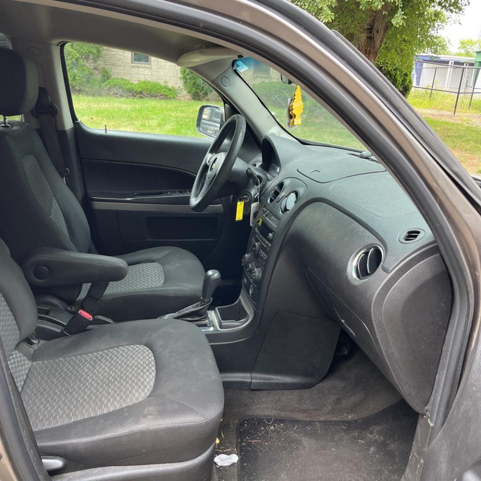 Chevrolet HHR FWD 4dr LT w/1LT 2011
