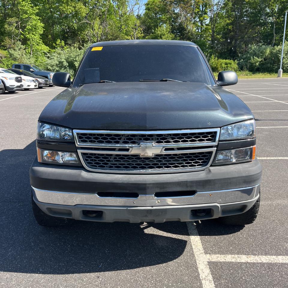 Chevrolet Silverado 2500HD Ext Cab 143.5" WB 4WD 2005