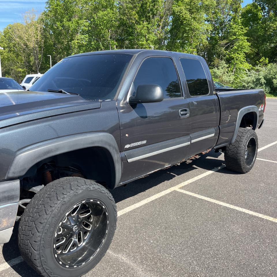 Chevrolet Silverado 2500HD Ext Cab 143.5" WB 4WD 2005