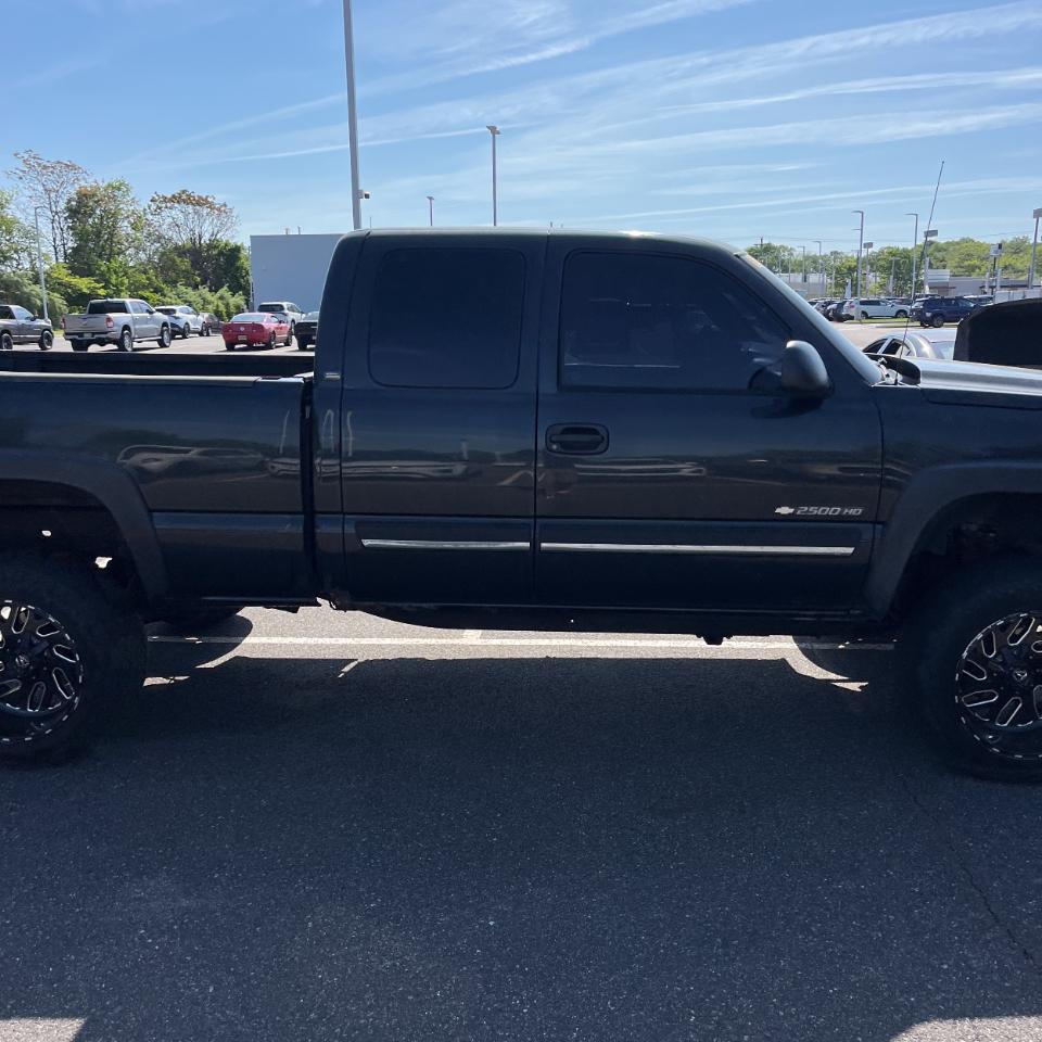 Chevrolet Silverado 2500HD Ext Cab 143.5" WB 4WD 2005