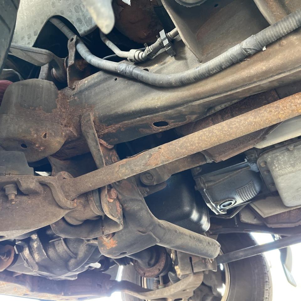 Ford F-150 Supercab 139" XL 4WD 2002