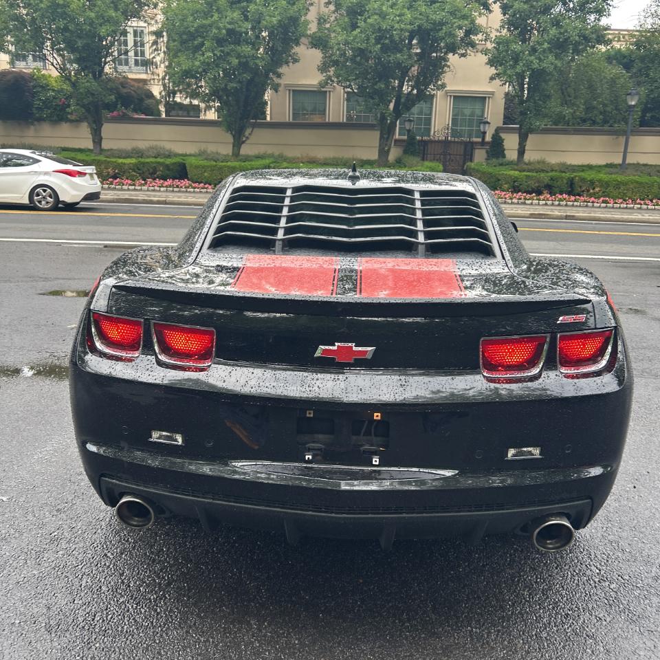 Chevrolet Camaro 2dr Cpe 2SS 2011