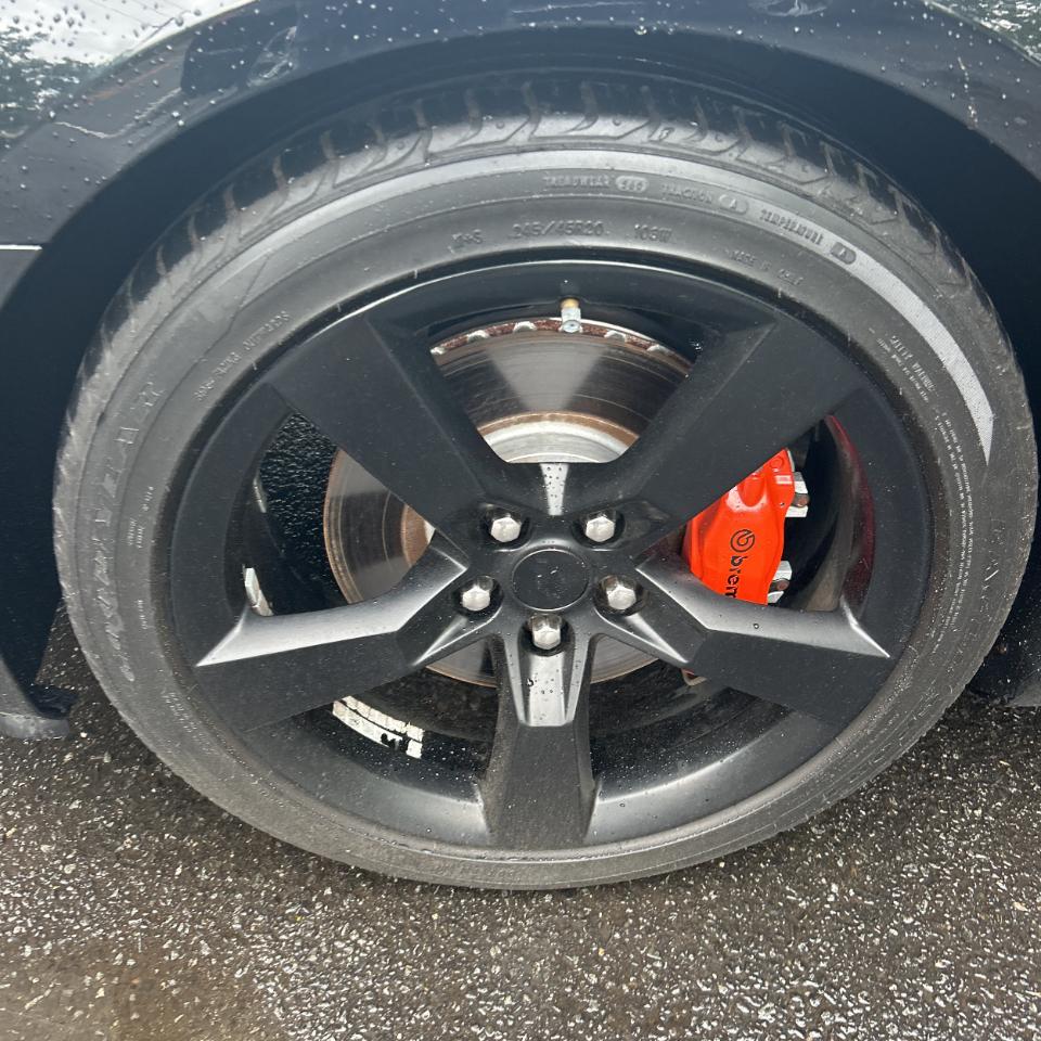 Chevrolet Camaro 2dr Cpe 2SS 2011