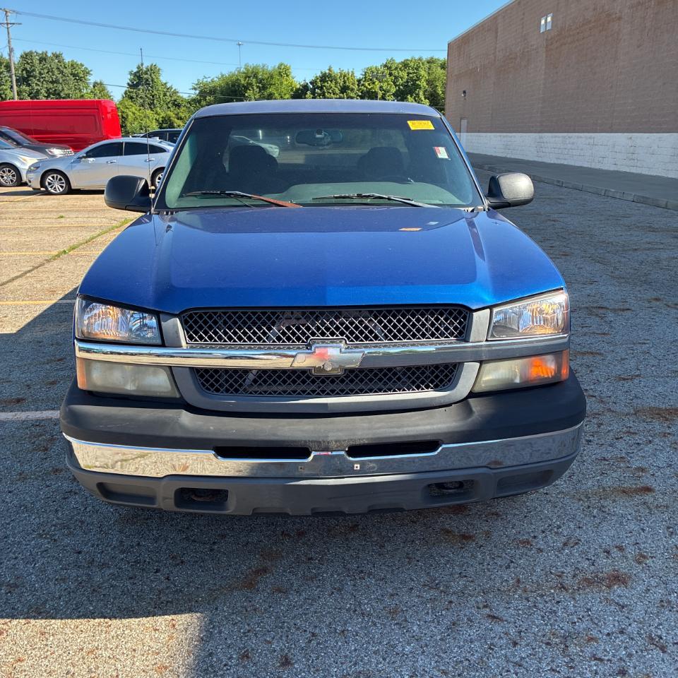 Chevrolet Silverado 1500 Ext Cab 143.5" WB 4WD LS 2003