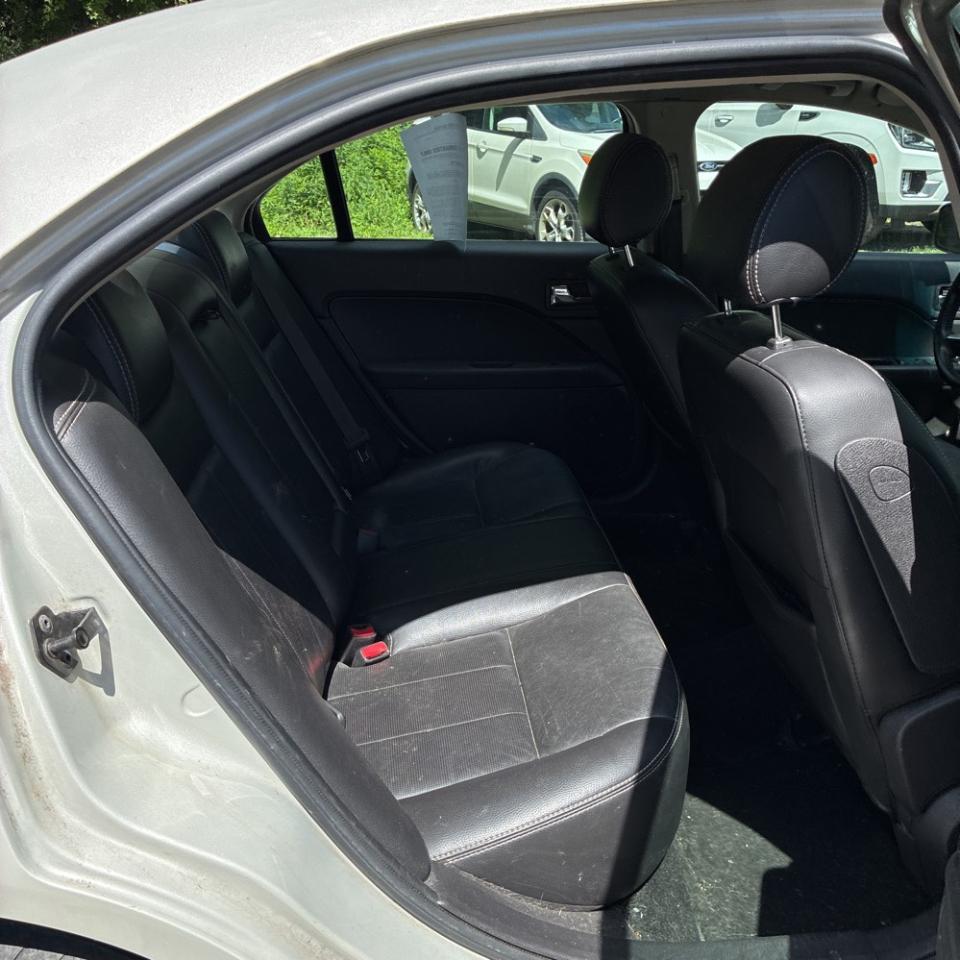 Mercury Milan 4dr Sdn V6 Premier FWD 2008
