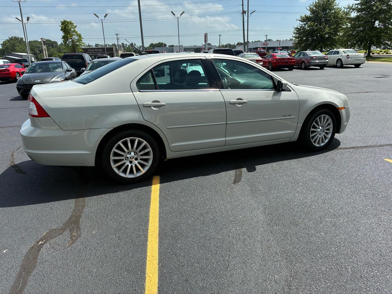 Mercury Milan 4dr Sdn V6 Premier FWD 2008