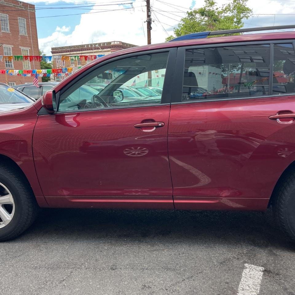 Toyota Highlander FWD 4dr V6 Base (Natl) 2009