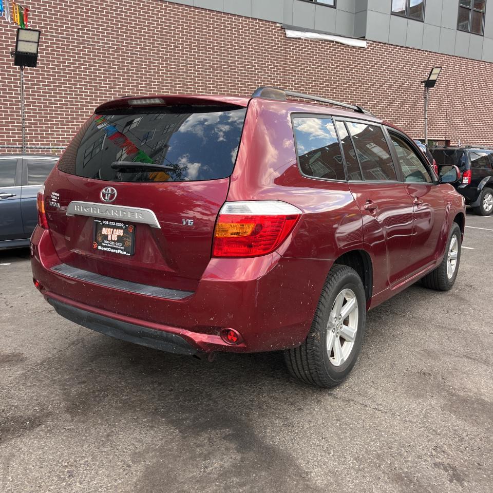Toyota Highlander FWD 4dr V6 Base (Natl) 2009