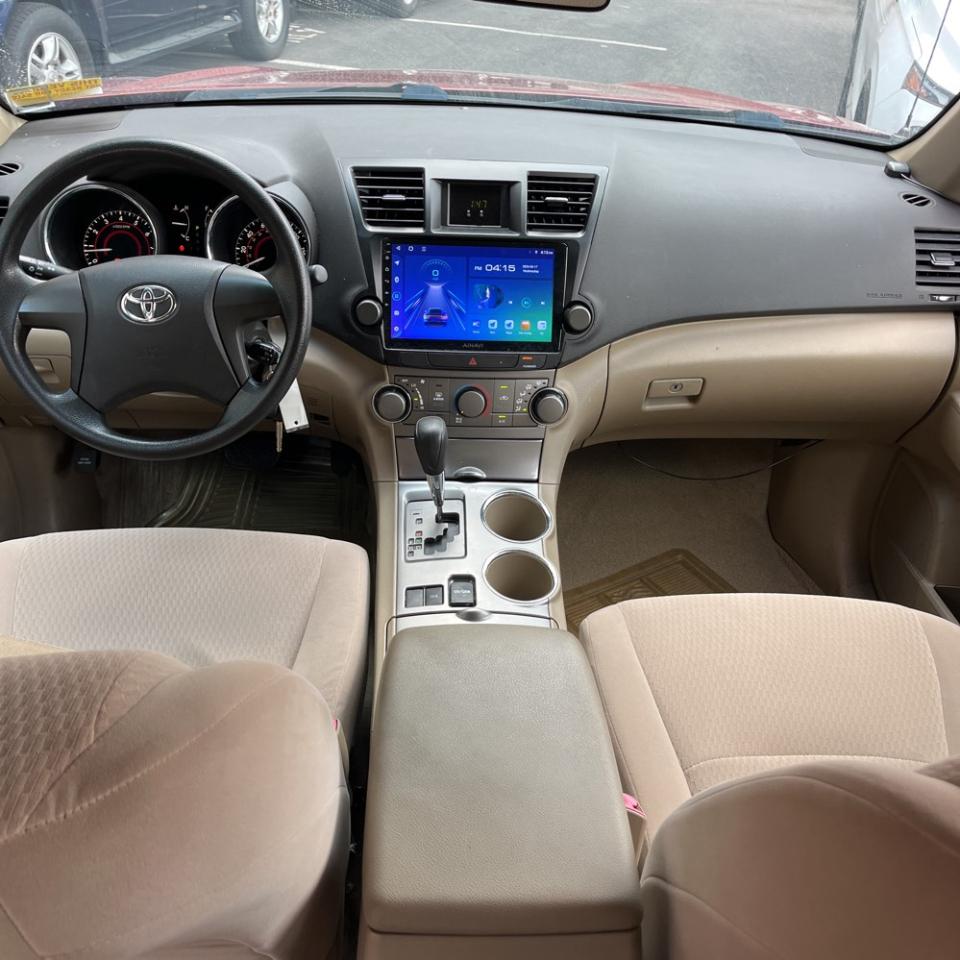 Toyota Highlander FWD 4dr V6 Base (Natl) 2009