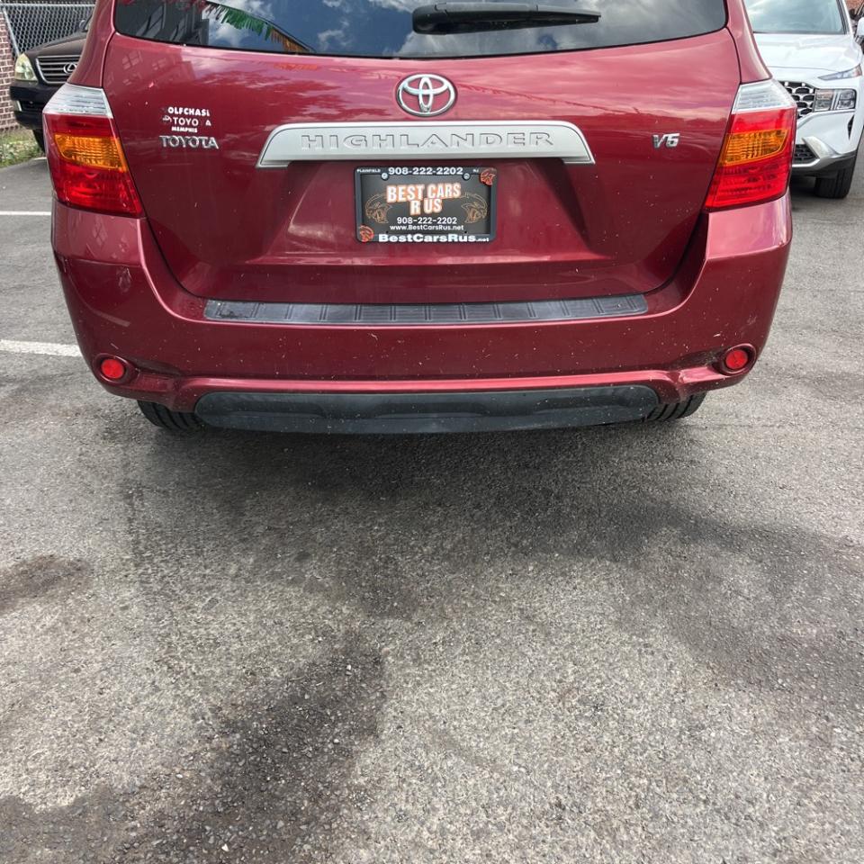 Toyota Highlander FWD 4dr V6 Base (Natl) 2009