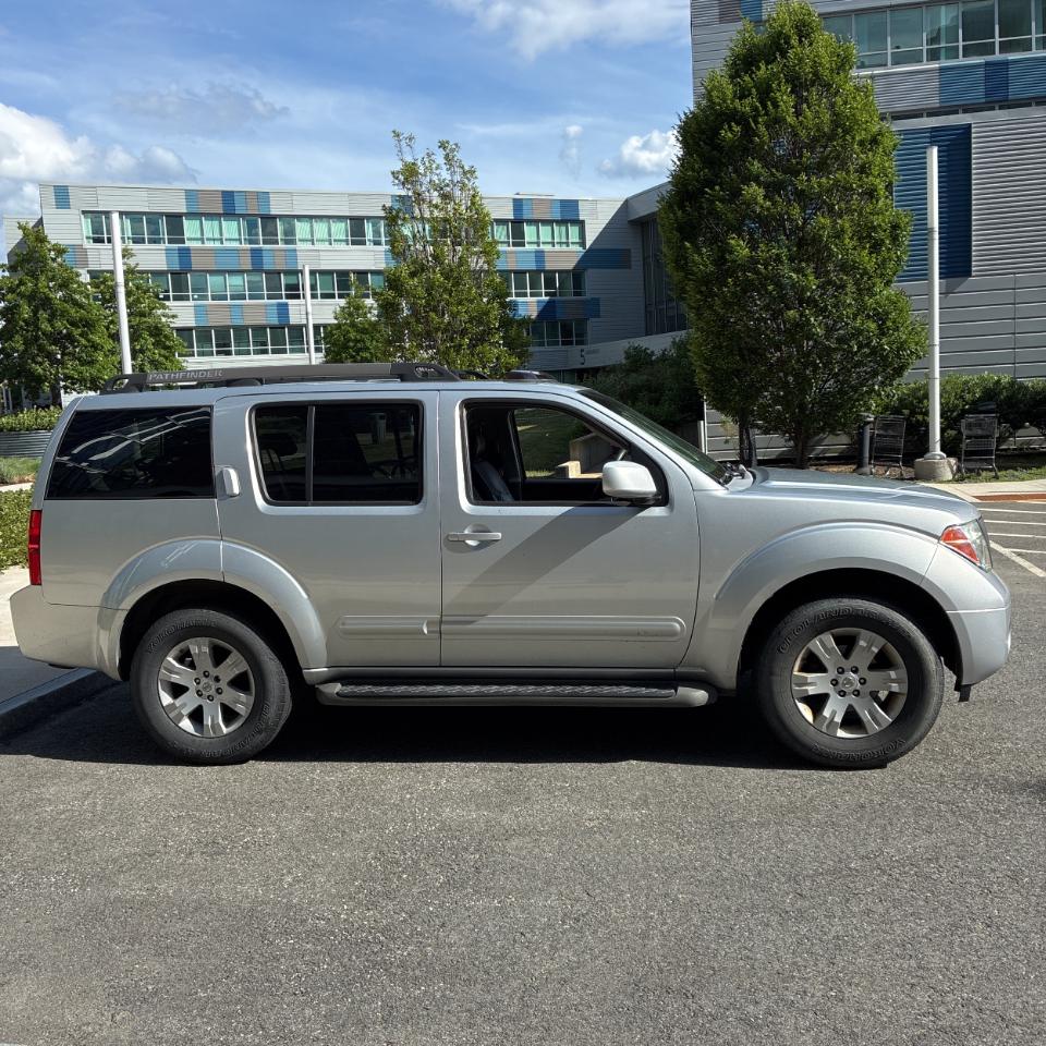 Nissan Pathfinder 4WD 4dr LE 2007