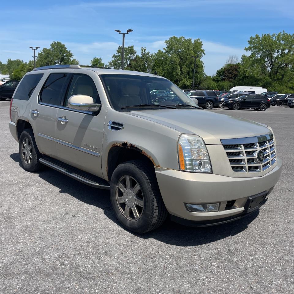 Cadillac Escalade AWD 4dr 2007