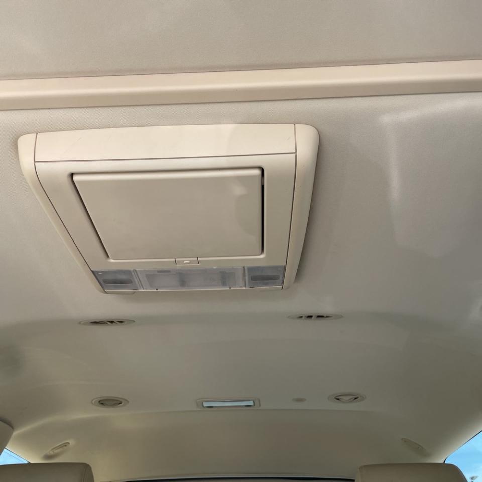 Cadillac Escalade AWD 4dr 2007