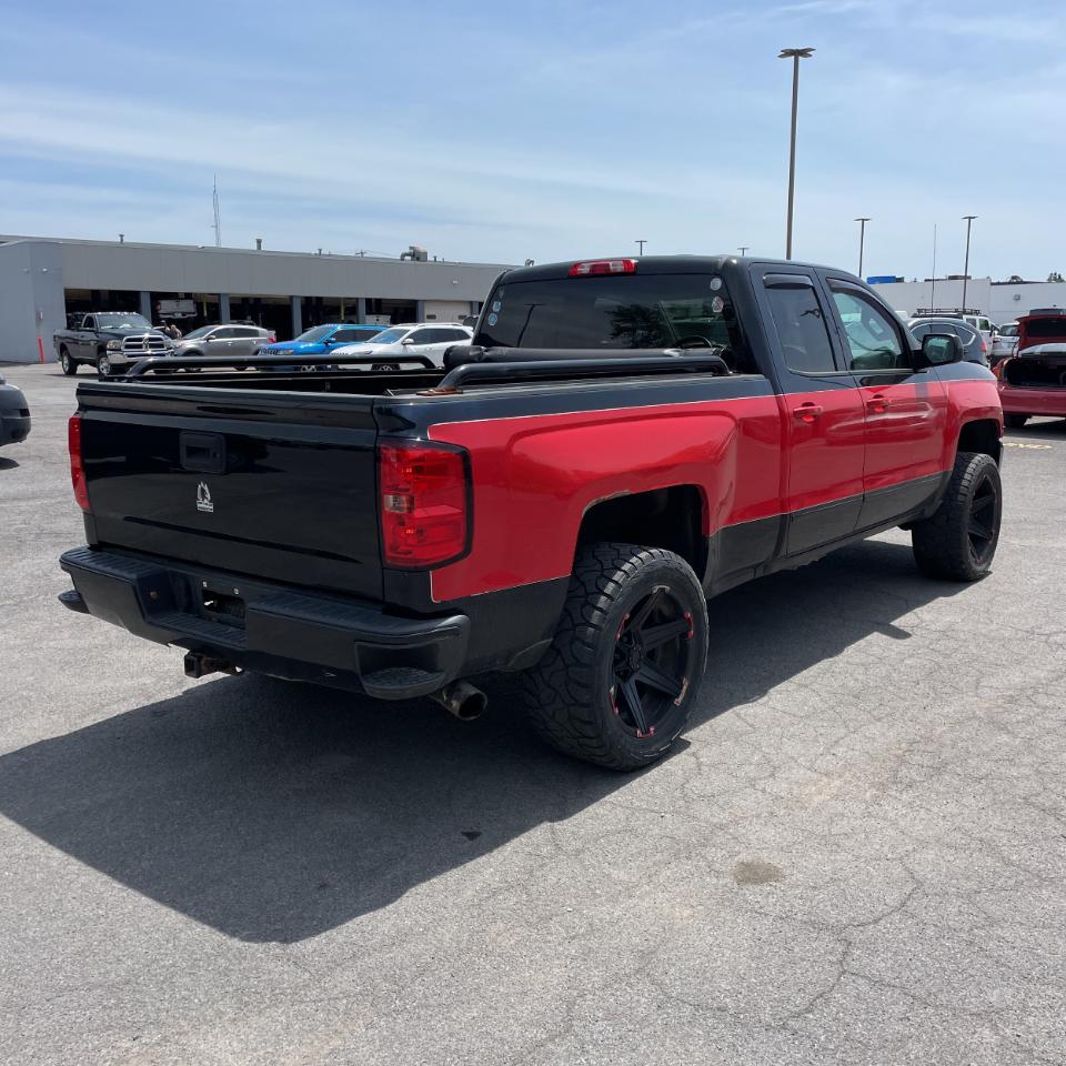 Chevrolet Silverado 1500 4WD Double Cab 143.5" LT w/2LT 2017