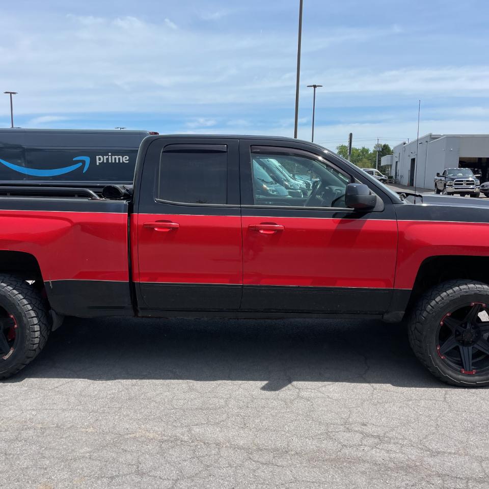 Chevrolet Silverado 1500 4WD Double Cab 143.5" LT w/2LT 2017