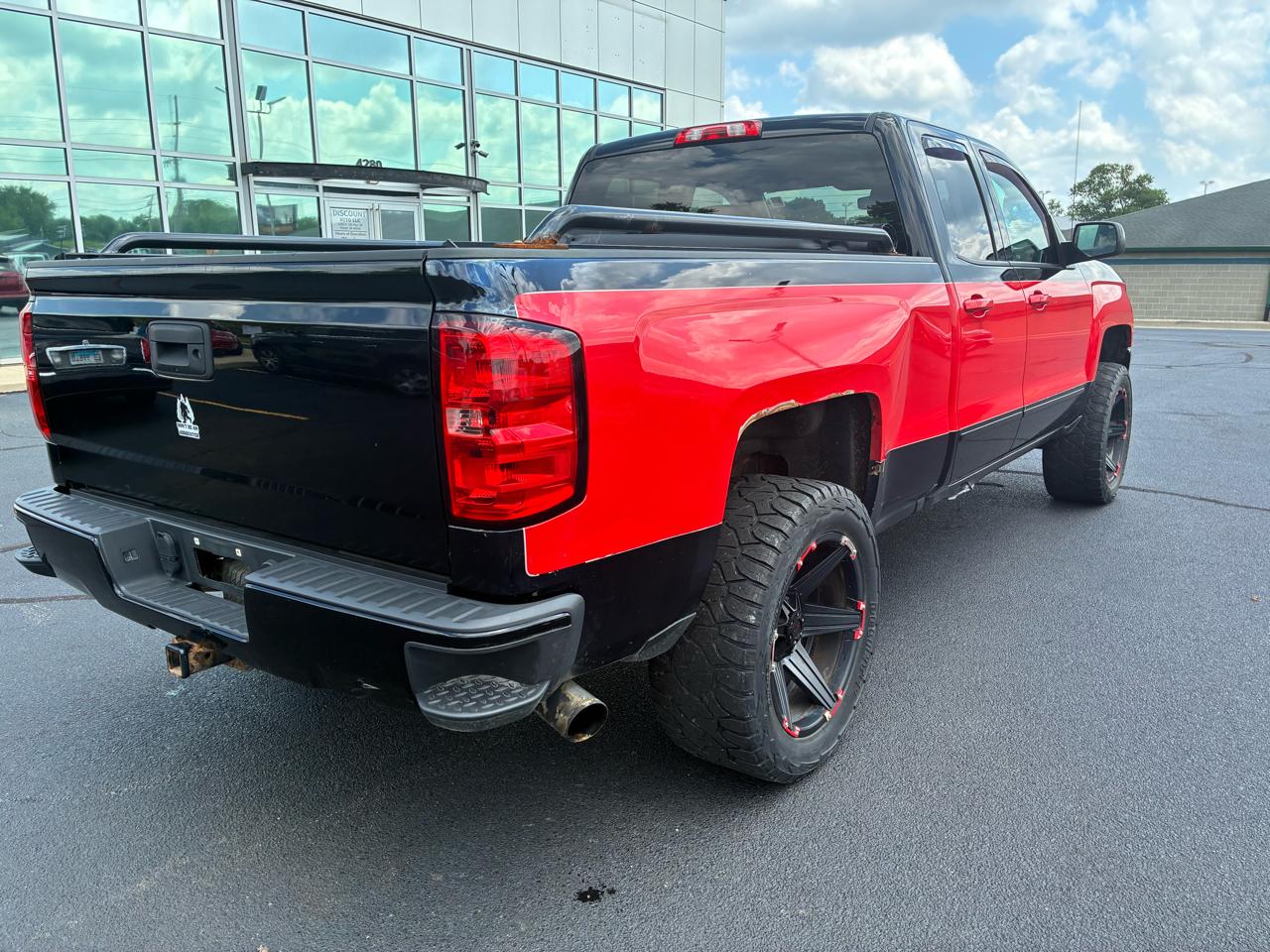 Chevrolet Silverado 1500 4WD Double Cab 143.5" LT w/2LT 2017