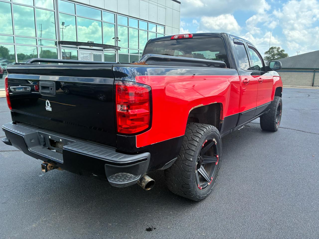 Chevrolet Silverado 1500 4WD Double Cab 143.5" LT w/2LT 2017