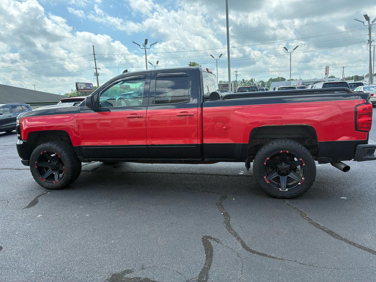 Chevrolet Silverado 1500 4WD Double Cab 143.5" LT w/2LT 2017