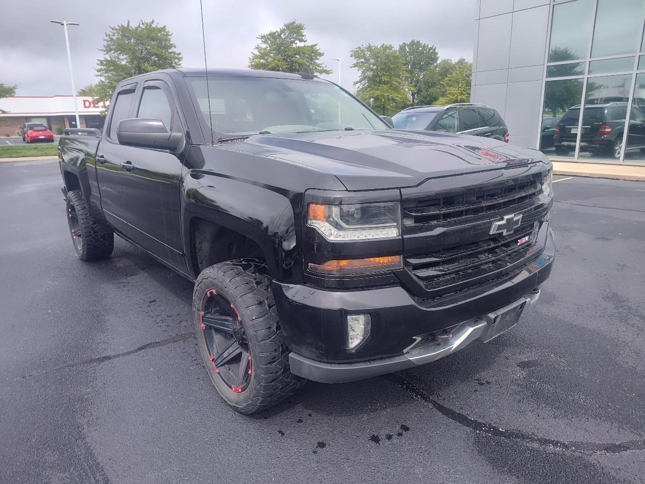 Chevrolet Silverado 1500 4WD Double Cab 143.5" LT w/2LT 2017