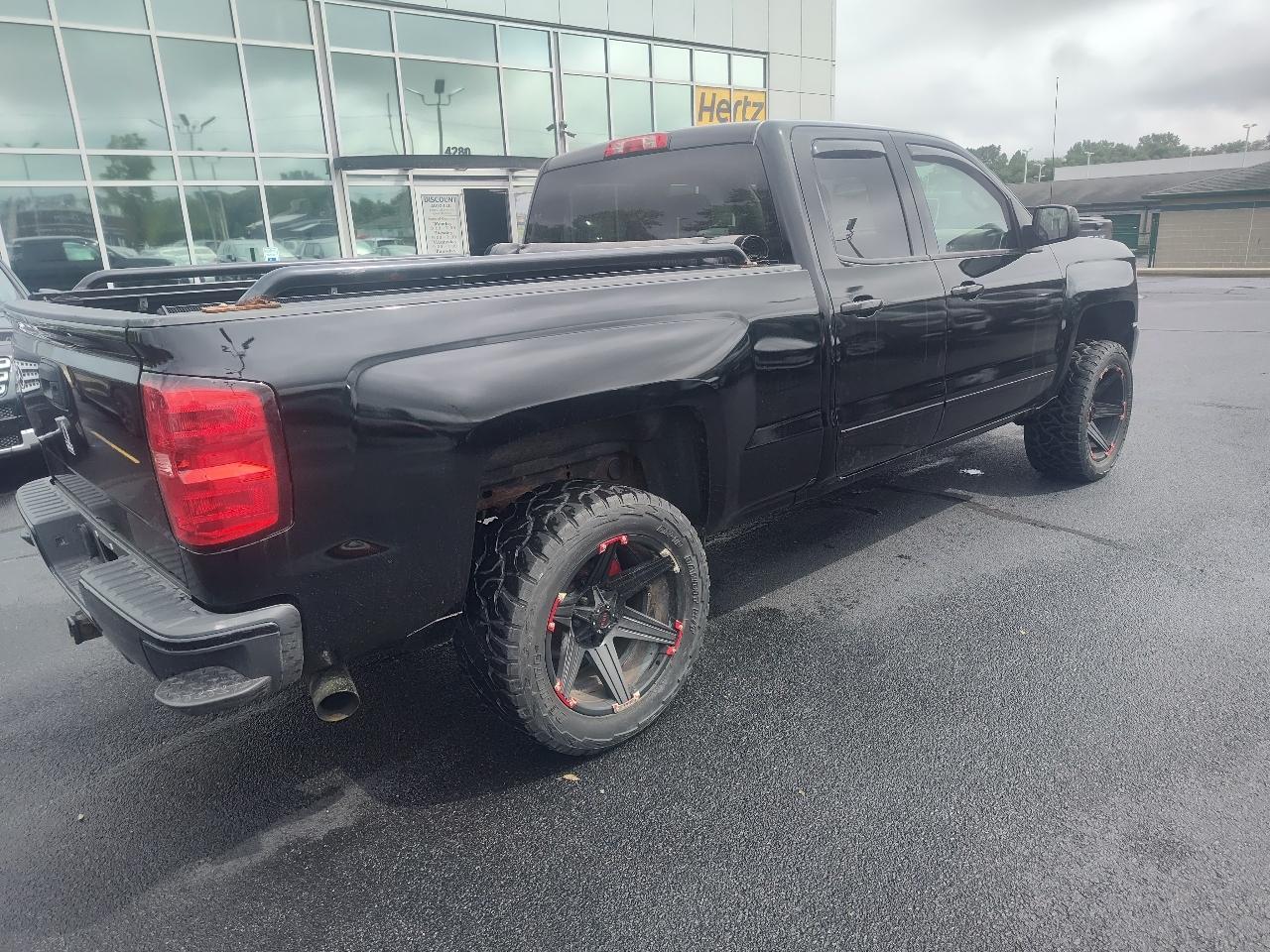 Chevrolet Silverado 1500 4WD Double Cab 143.5" LT w/2LT 2017