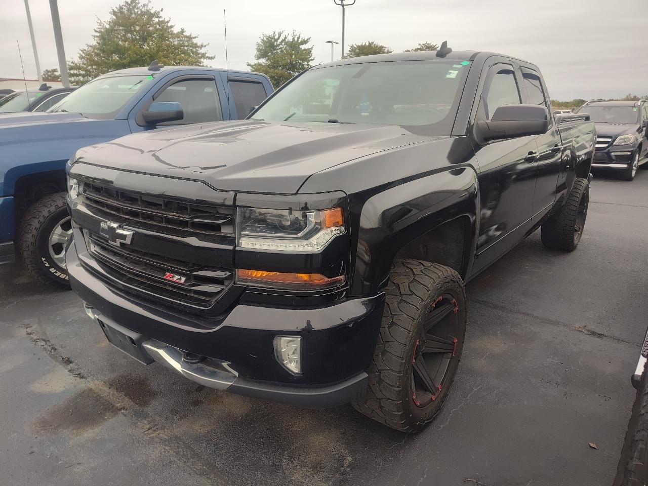 Chevrolet Silverado 1500 4WD Double Cab 143.5" LT w/2LT 2017