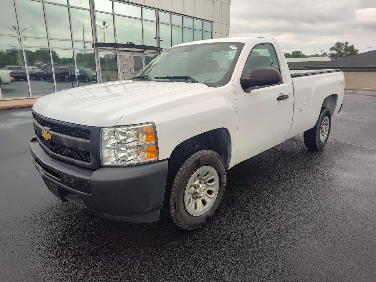2012 Chevrolet Silverado 1500 4WD Reg Cab 133.0" Work Truck